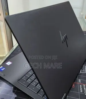New Laptop HP OmniBook 5 14" 16GB Intel Core Ultra 7 SSD 1T