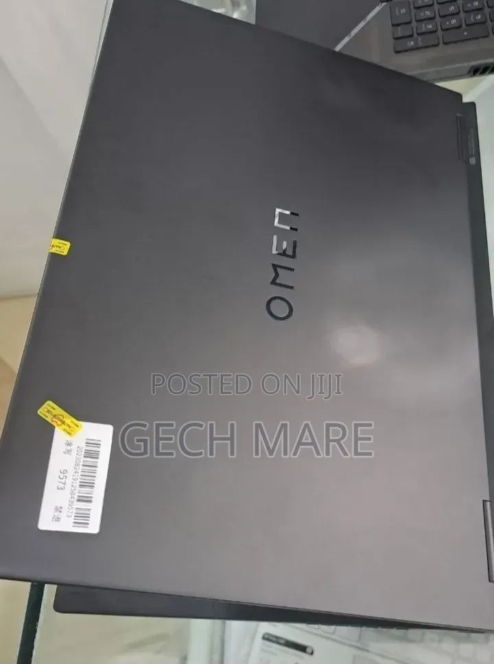 New Laptop HP Omen 16 16GB Intel Core i9 SSD 1T