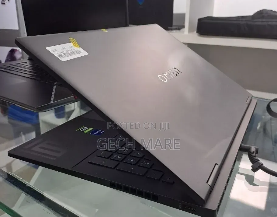 New Laptop HP Omen 16 16GB Intel Core i9 SSD 1T