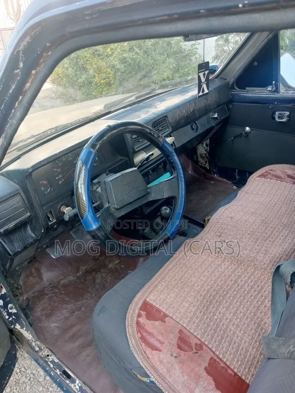 Toyota Hilux 1983 Blue