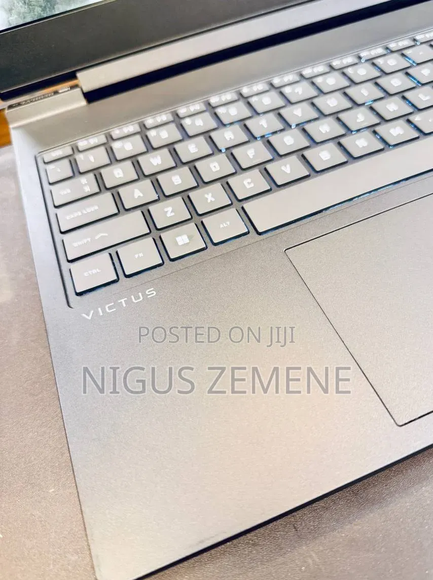 New Laptop HP Victus 16 16GB Intel Core i7 SSD 1T