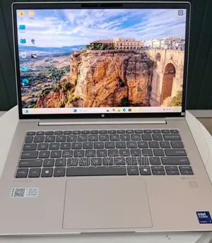 New Laptop HP ProBook 460 G11 16GB Intel Core Ultra 7 SSD 512GB