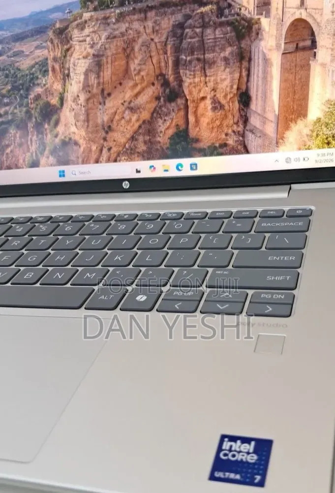 New Laptop HP ProBook 460 G11 16GB Intel Core Ultra 7 SSD 512GB