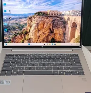 New Laptop HP ProBook 460 G11 16GB Intel Core Ultra 7 SSD 512GB