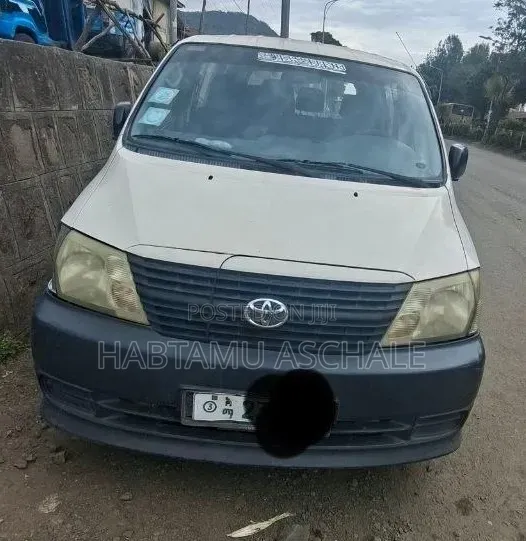 Toyota Grand HiAce 2002