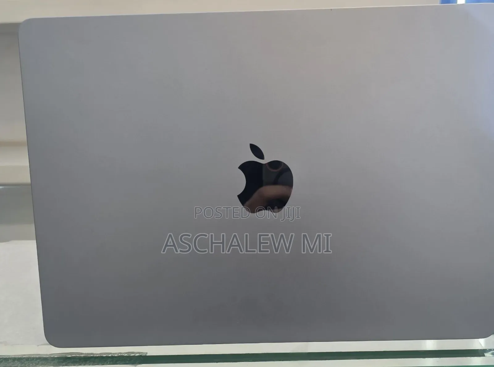 New Laptop Apple MacBook Air 2025 M4 16GB Apple M4 SSD 512GB