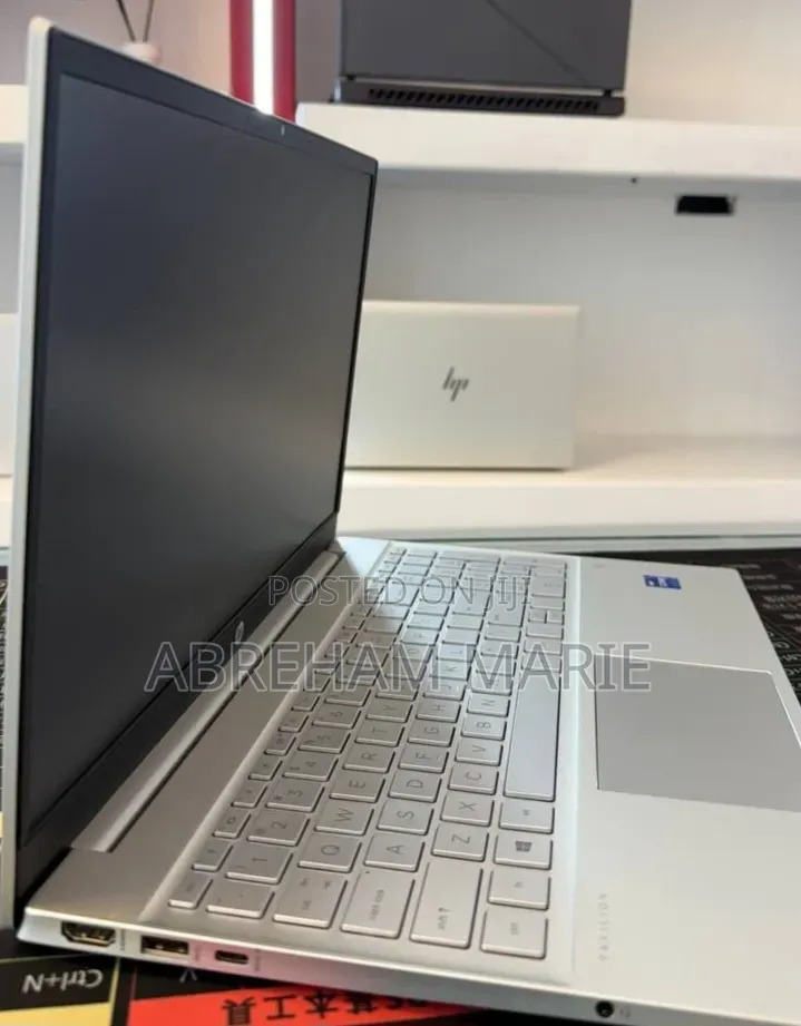 New Laptop HP Pavilion 15 16GB Intel Core i7 SSD 512GB