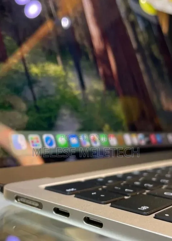 New Laptop Apple MacBook Air 2025 M4 16GB Apple M4 SSD 512GB