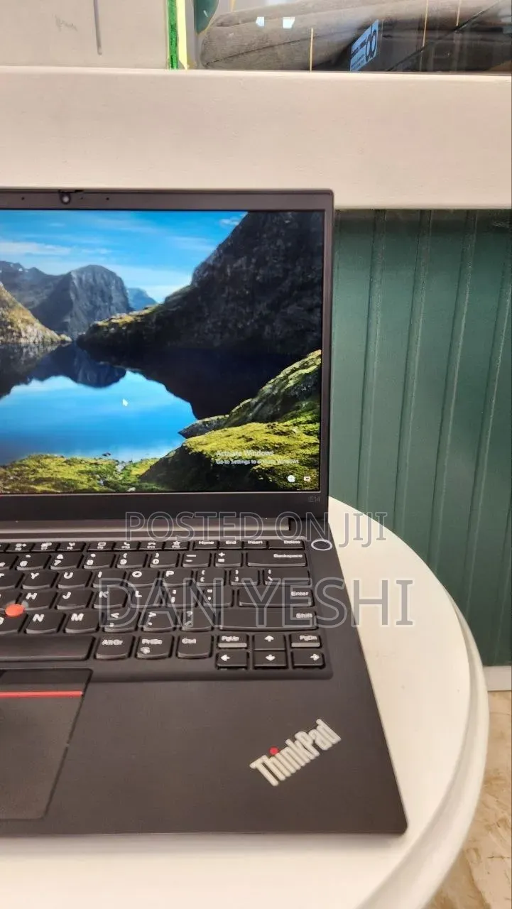 New Laptop Lenovo ThinkPad E14 Gen 4 16GB Intel Core i7 SSD 512GB