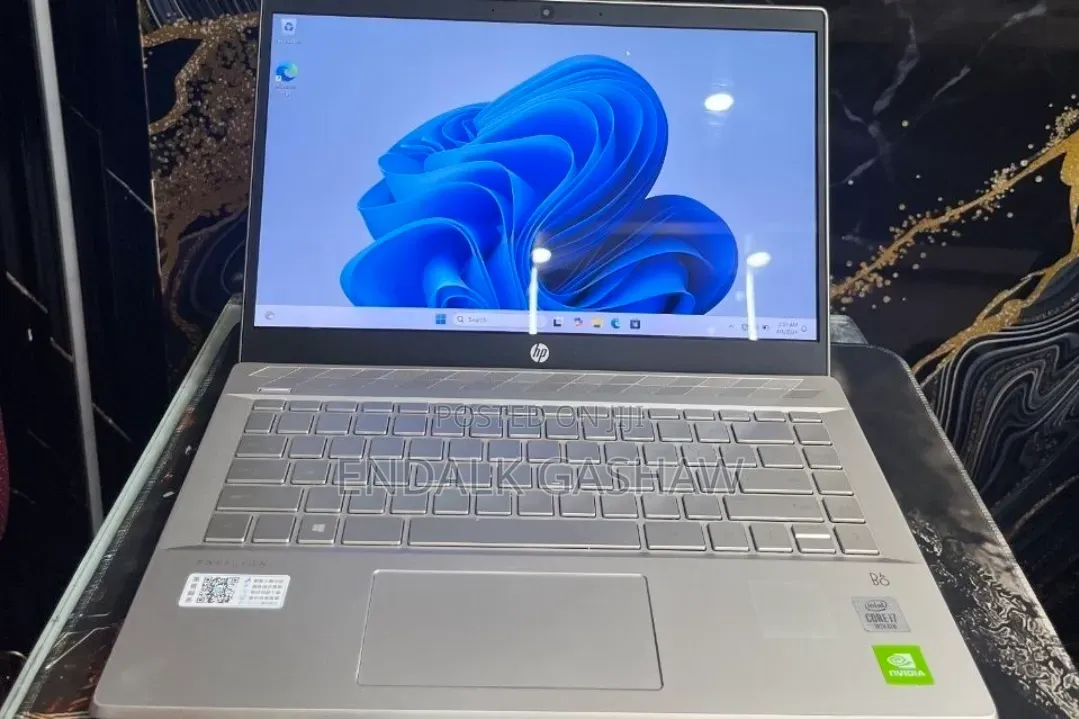 New Laptop HP Pavilion 14 16GB Intel Core i7 SSD 512GB