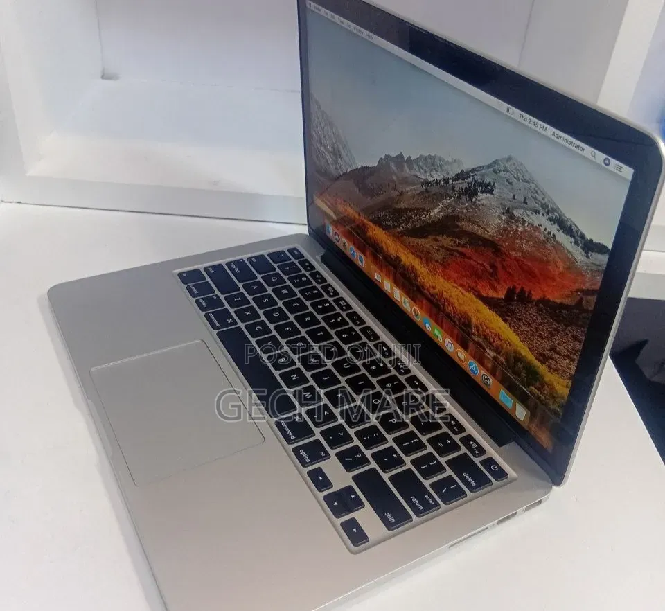 New Laptop Apple MacBook 2013 8GB Intel Core i5 SSD 256GB
