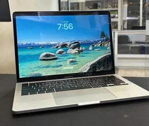 New Laptop Apple MacBook Pro 2020 32GB Intel Core i7 SSD 512GB