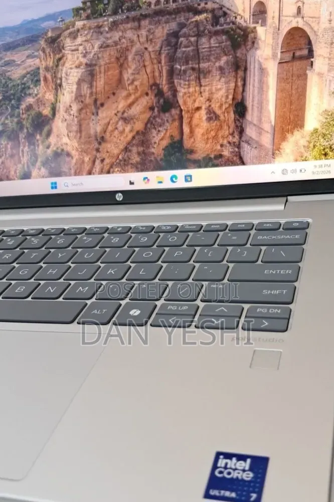 New Laptop HP ProBook 440 16GB Intel Core Ultra 7 SSD 512GB