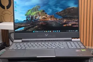 New Laptop HP Victus 15 16GB AMD Ryzen 7 SSD 512GB