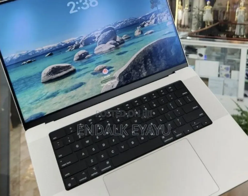 New Laptop Apple MacBook Pro 2021 M1 16GB Apple M1 Pro SSD 1T