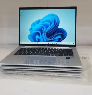 New Laptop HP EliteBook 830 G9 16GB Intel Core i5 SSD 512GB