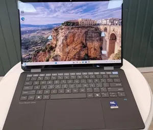 New Laptop HP OmniBook Ultra Flip 14" 32GB Intel Core Ultra 9 SSD 2T