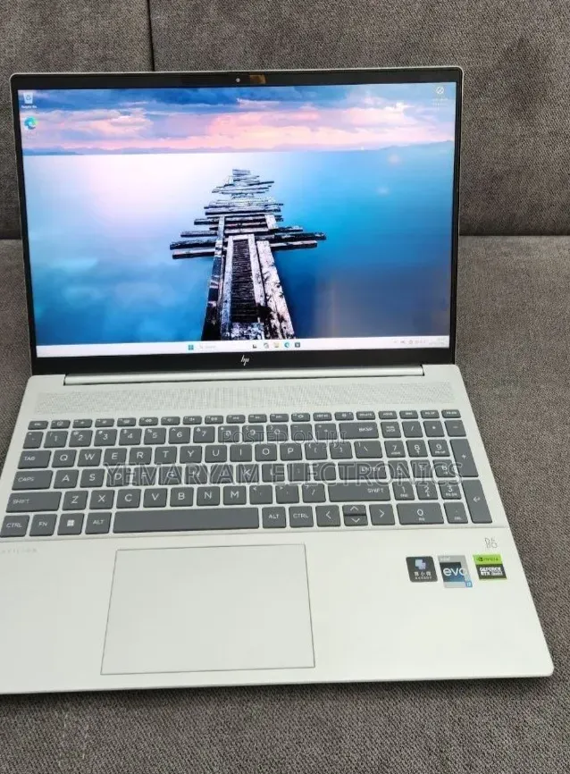 New Laptop HP Pavilion 15 16GB Intel Core i7 SSD 1T