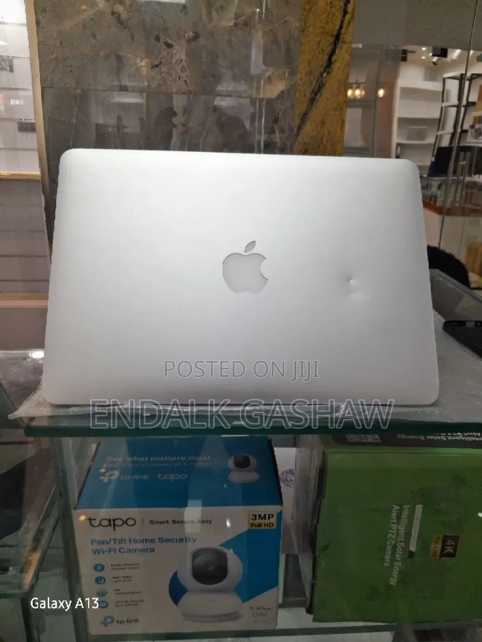 New Laptop Apple MacBook Pro 2013 8GB Intel Core i5 SSD 256GB