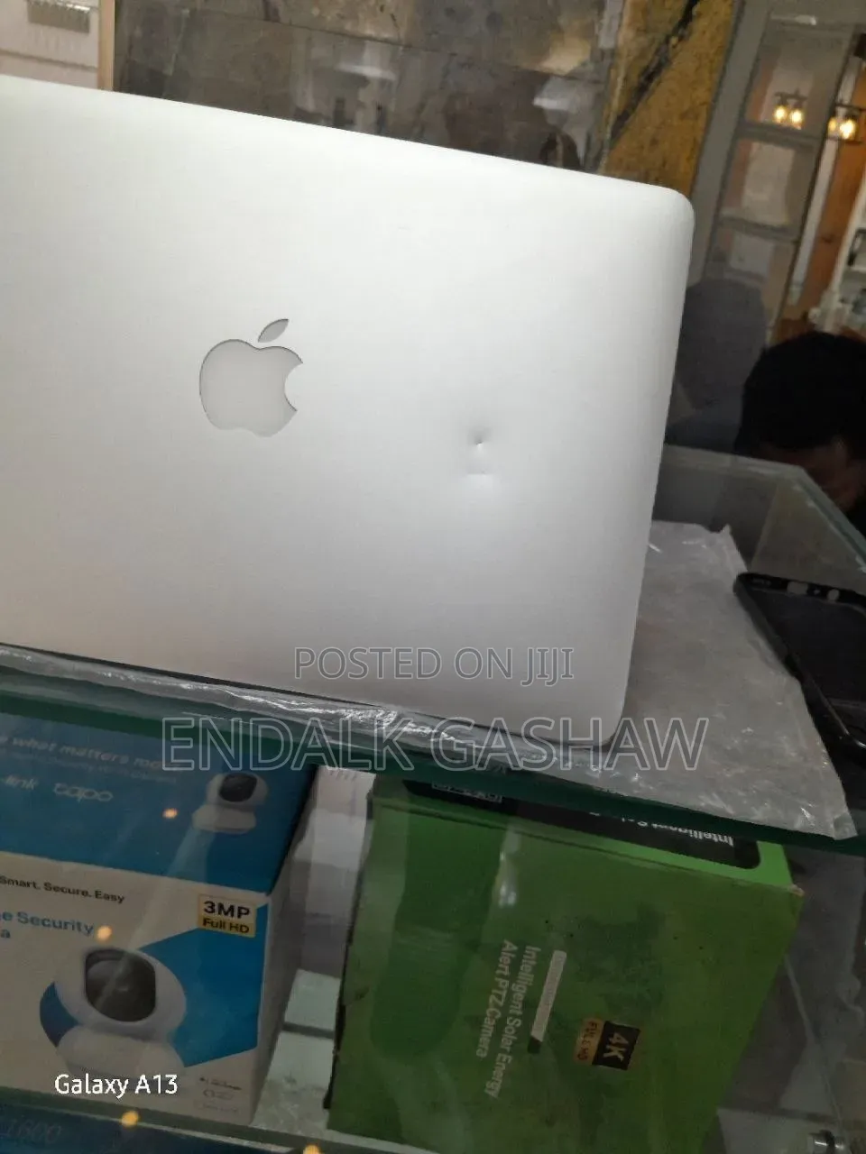 New Laptop Apple MacBook Pro 2013 8GB Intel Core i5 SSD 256GB