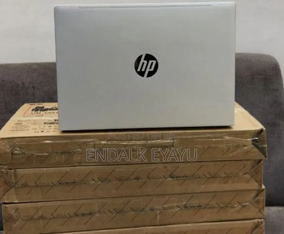 New Laptop HP ProBook 460 G11 16GB Intel Core Ultra 7 SSD 512GB