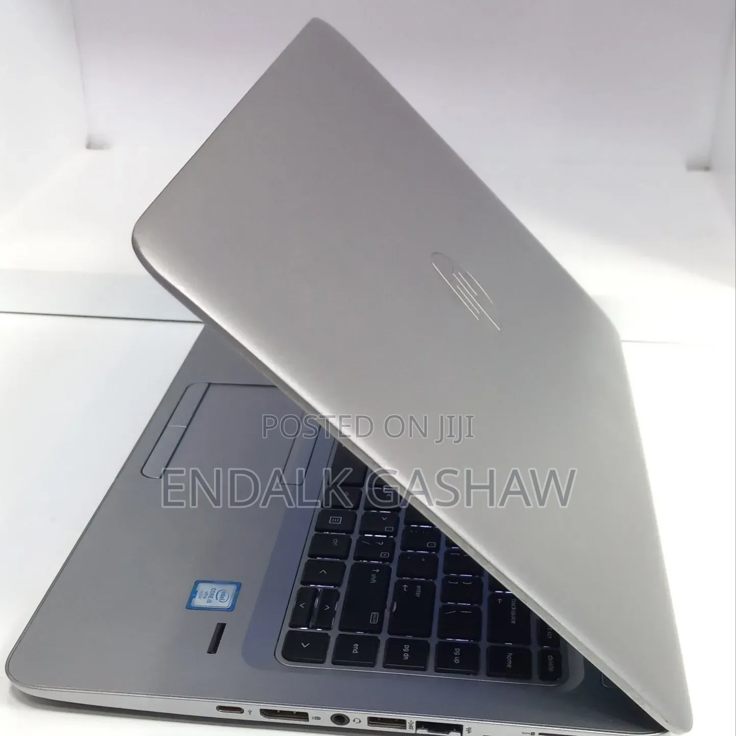New Laptop Apple MacBook Pro 2013 8GB Intel Core i5 SSD 256GB