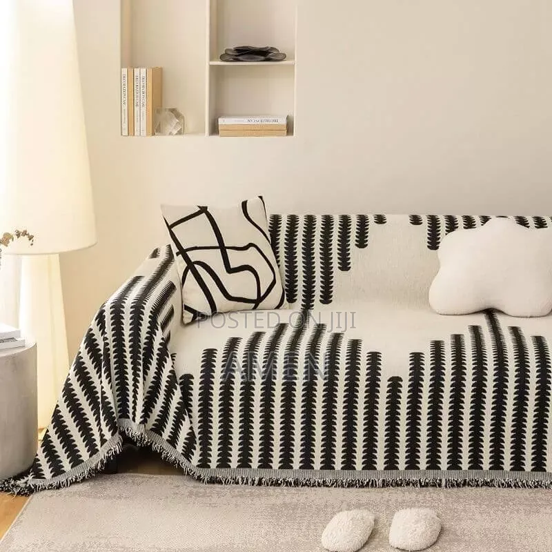 Sofa Cover የሚነጠፍ የሶፋ ልብስ