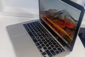 New Laptop Apple MacBook Pro 2013 8GB Intel Core i5 SSD 256GB