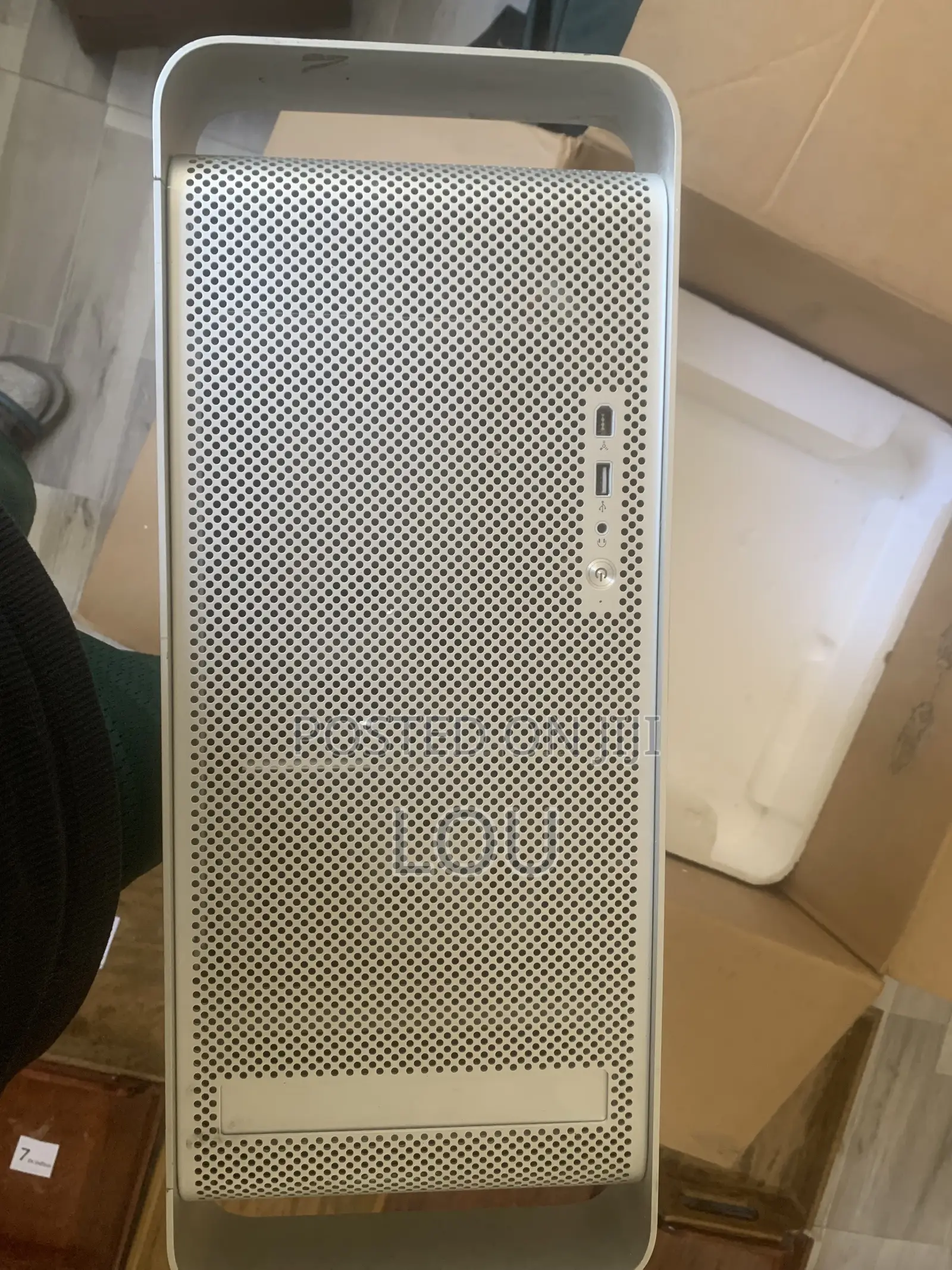 Desktop Computer Apple 1GB HDD 512GB