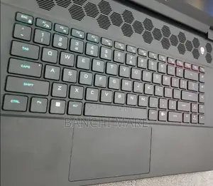 New Laptop Alienware M16 R1 16GB AMD Ryzen 9 SSD 1T