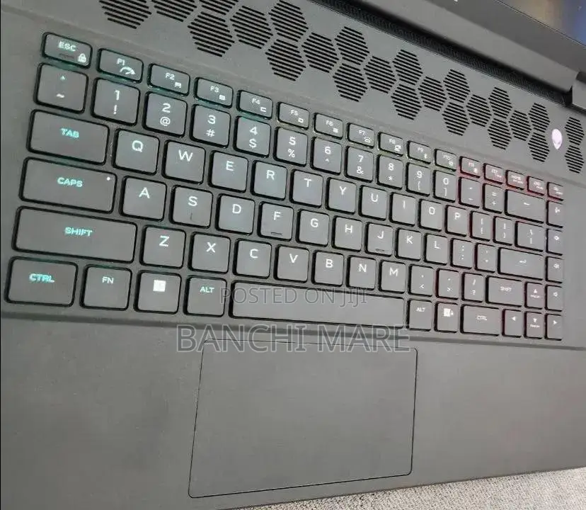 New Laptop Alienware M16 R1 16GB AMD Ryzen 9 SSD 1T