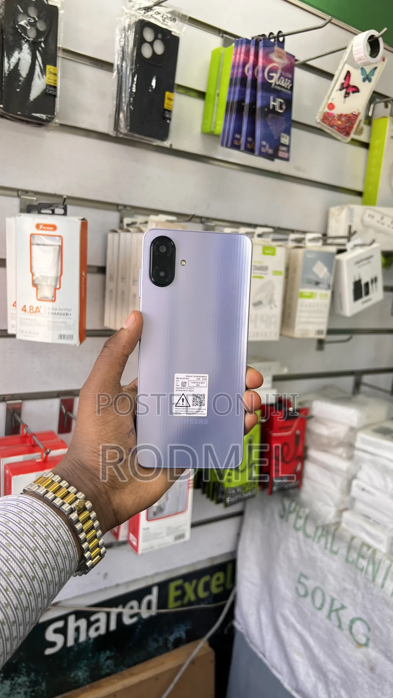 New Samsung Galaxy A06 64 GB Purple