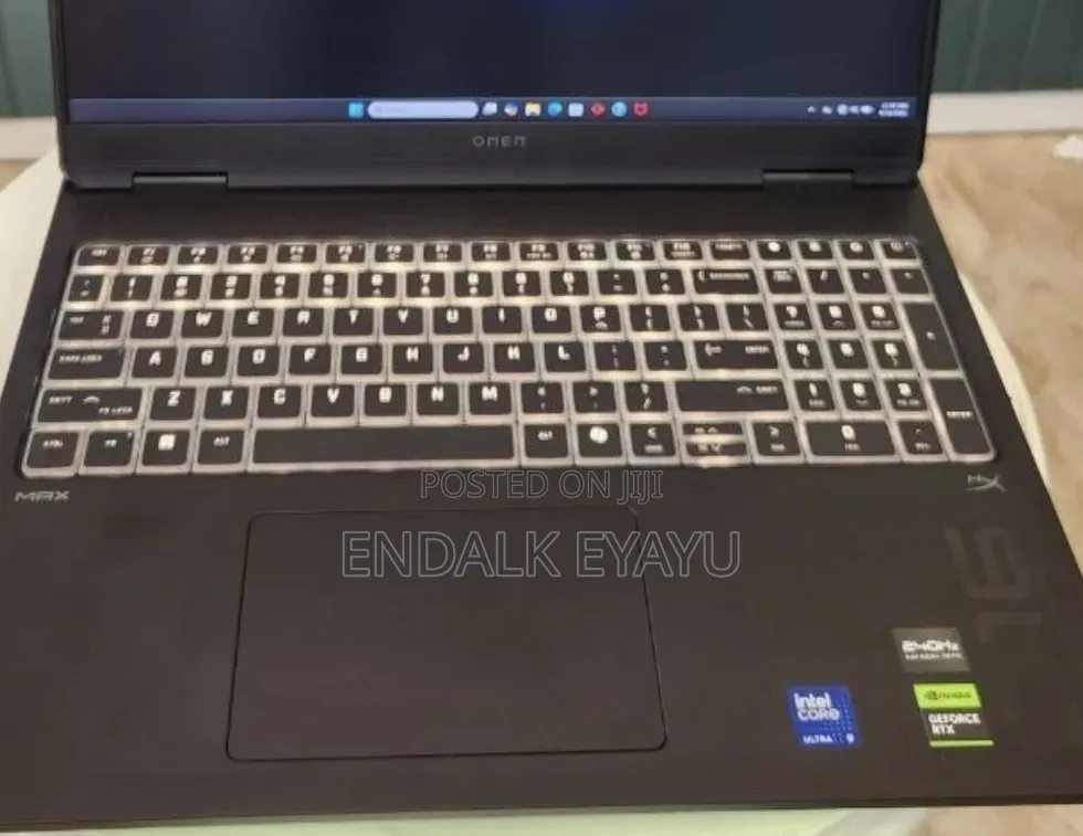 New Laptop HP Omen Max 16 32GB Intel Core Ultra 9 SSD 1T