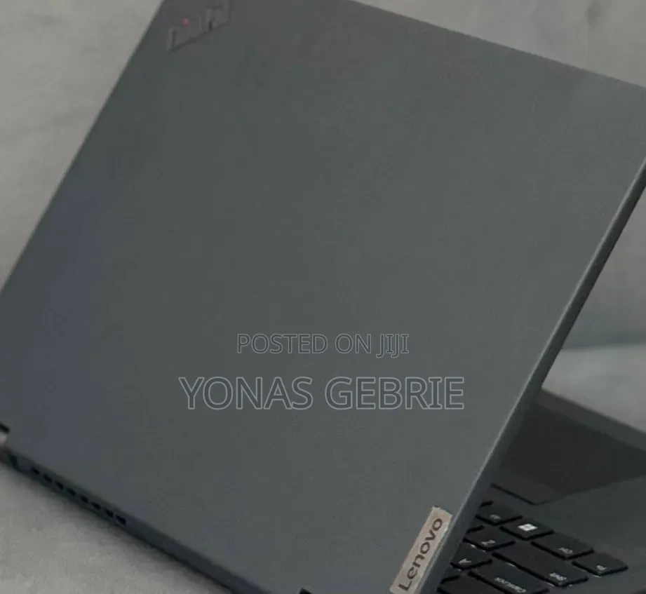 New Laptop Lenovo 16GB Intel Core i5 SSD 512GB