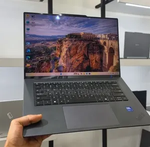 New Laptop Lenovo ThinkPad Yoga 32GB Intel Core Ultra 7 SSD 1T