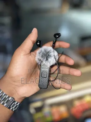 Koosda Wireless Lavalier Mic With Voice Changer