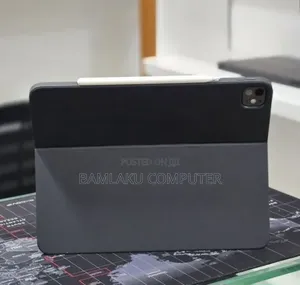 New Apple iPad Pro 13 (2024) 256 GB