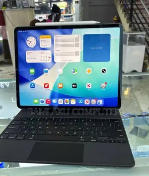 New Apple iPad Pro 13 (2024) 256 GB