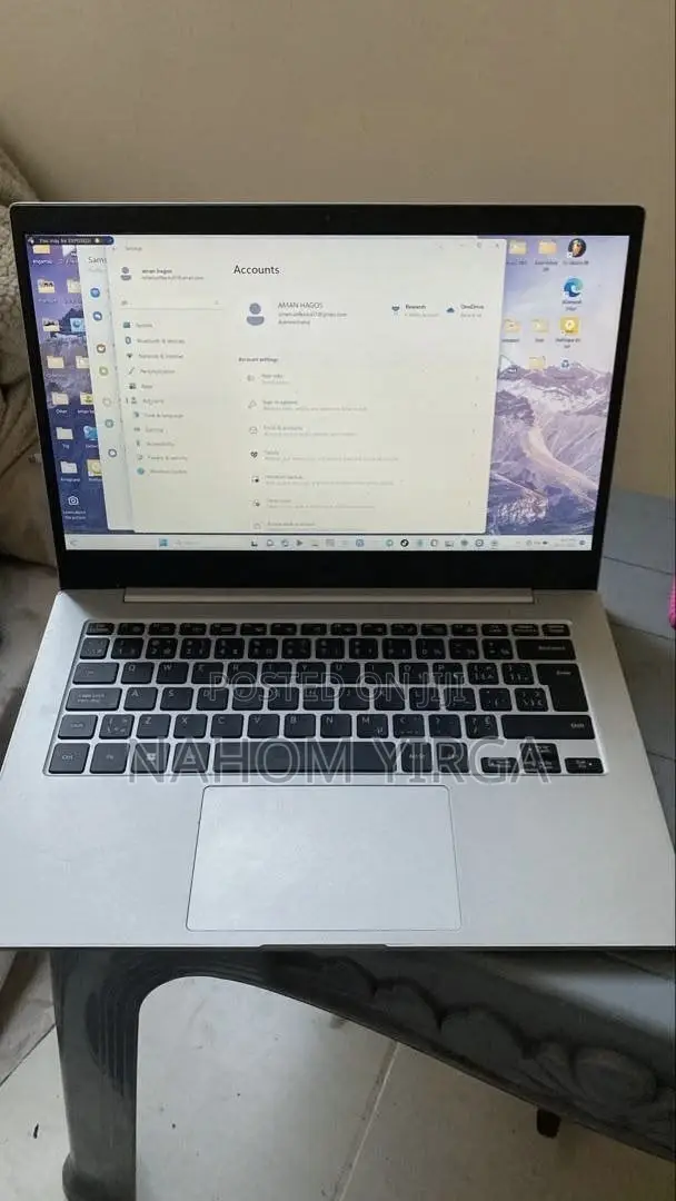 Laptop Samsung 4GB eMMC 128GB