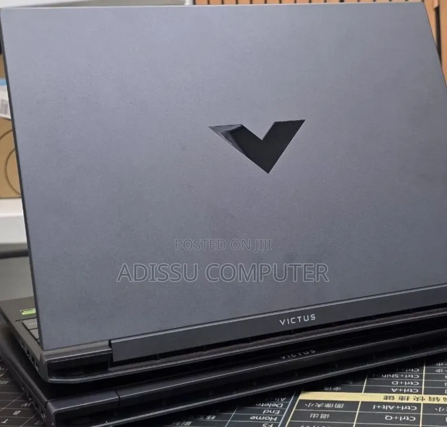 New Laptop HP Victus 15 16GB AMD Ryzen 7 SSD 512GB