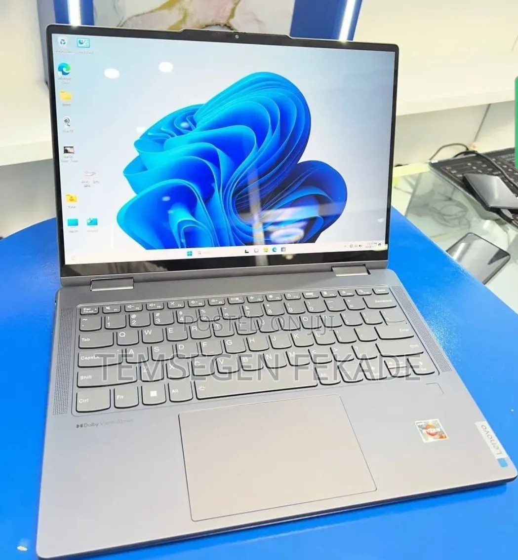 New Laptop Lenovo Yoga 7 15ITL5 16GB Intel Core i7 SSD 512GB