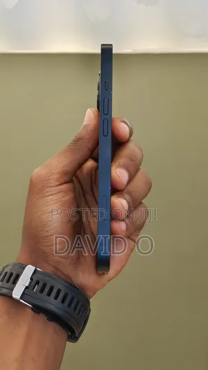 Apple iPhone 13 128 GB