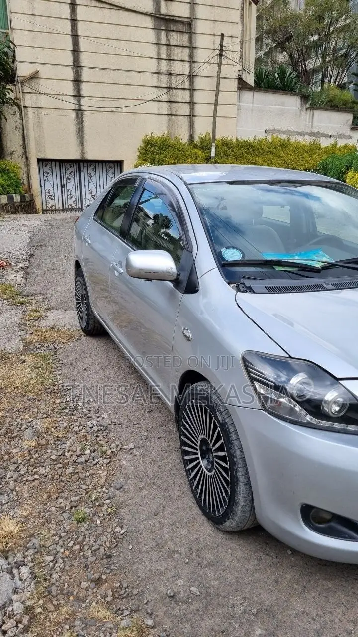 Toyota Yaris 2007 Silver