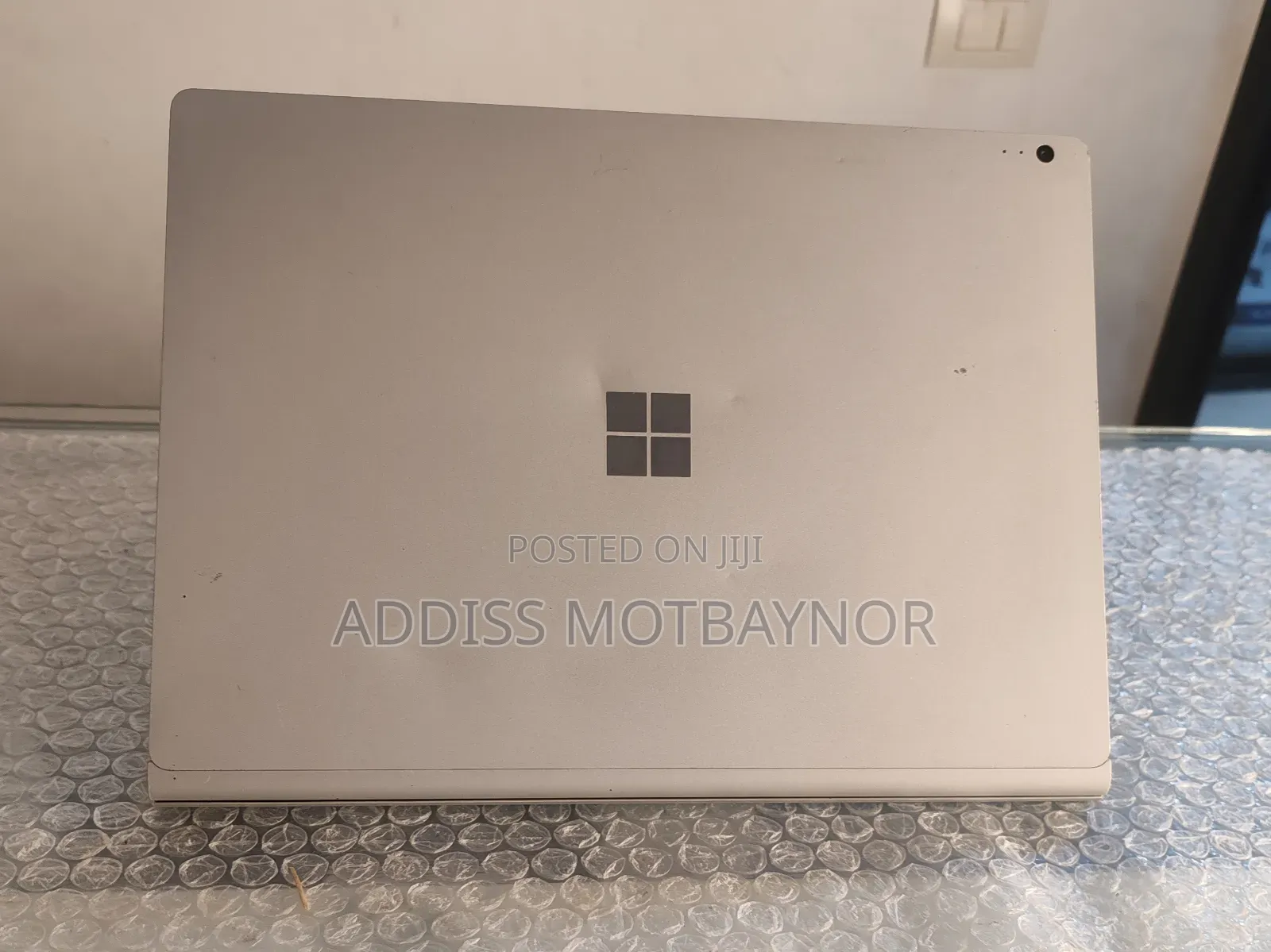 New Laptop Microsoft Surface 16GB Intel Core i7 SSD 512GB