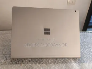 New Laptop Microsoft Surface 16GB Intel Core i7 SSD 512GB