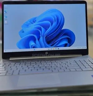 New Laptop HP Stream Notebook 16GB Intel Core i7 SSD 512GB