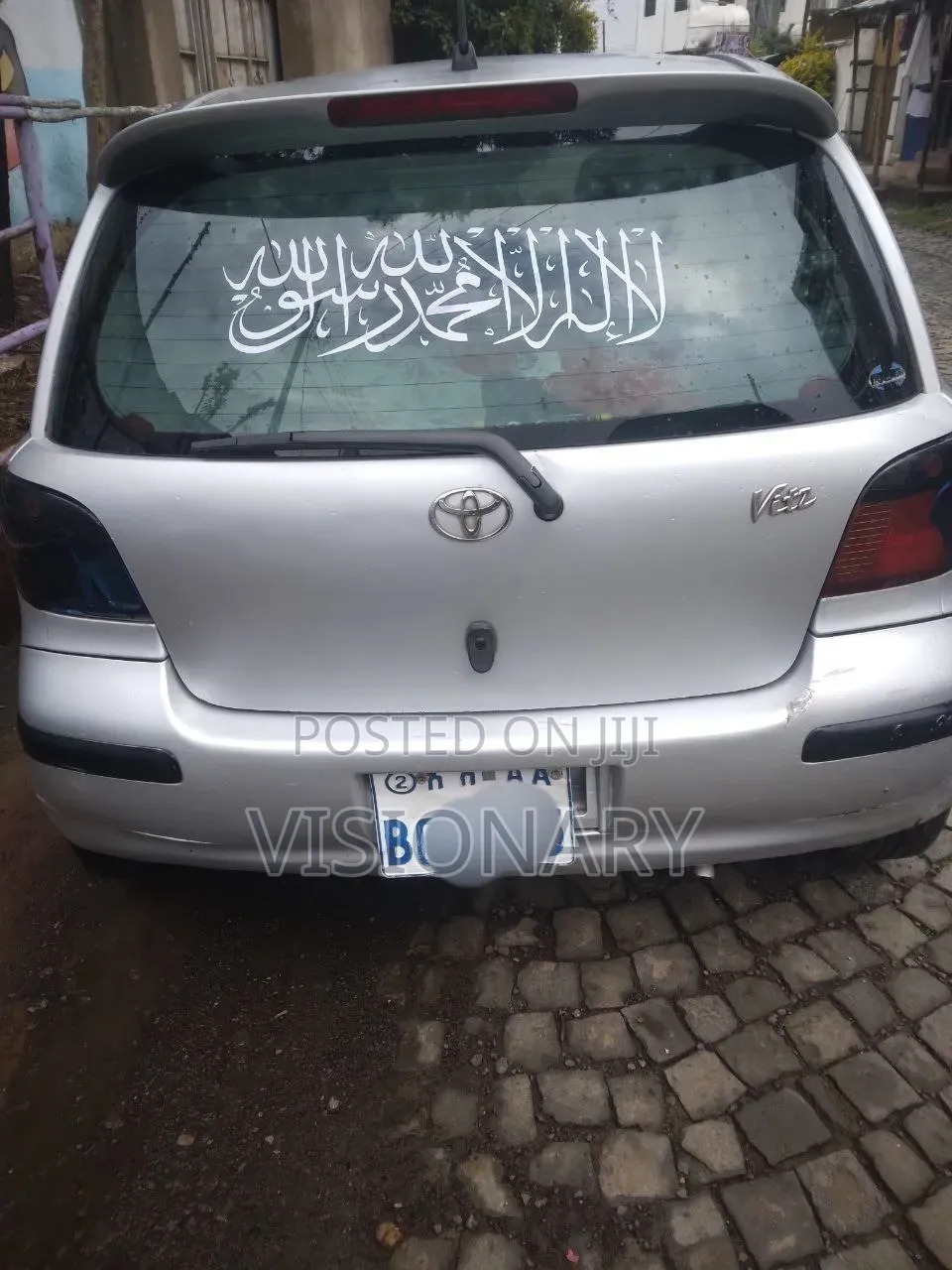Toyota Vitz 2004 Silver