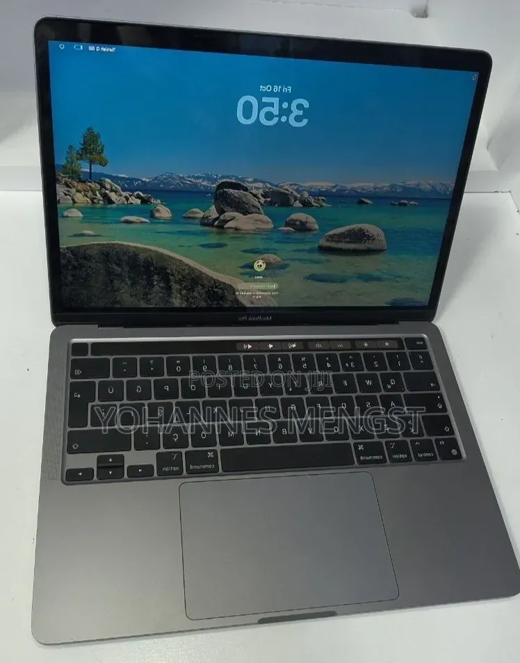 New Laptop Apple MacBook Pro 2020 M1 8GB Apple M1 SSD 256GB