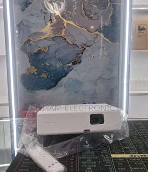  Brand New Epson Projector — CO-W01