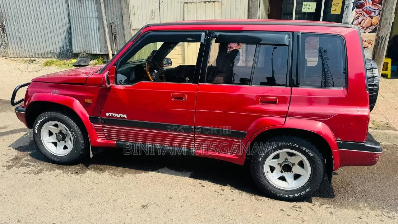 Suzuki Vitara 1990 Burgundy